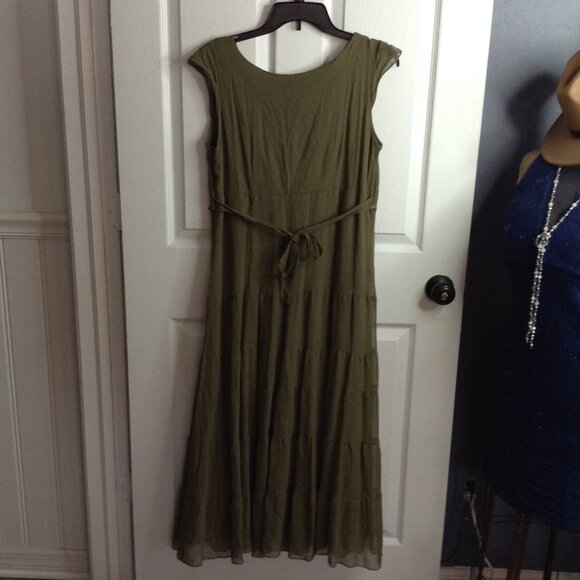 VTG Jonathan Martin Studio; "12" 100% Silk, Lined; Couture, Embellished; Sexy - Picture 2 of 5